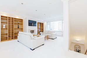 View from room - Beautiful House in Heart of Mayfair (London)