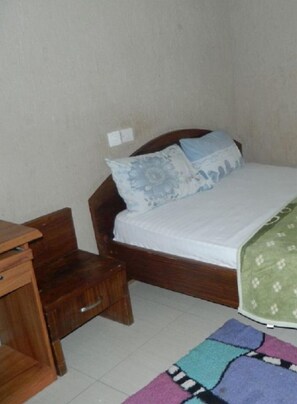 Deluxe Room, 1 Queen Bed - Banoc Hotel (Nsawam)