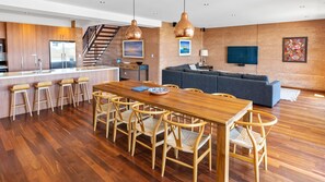 Interior - 31 Inggarda Lane - impressive home in the Marina (Exmouth)