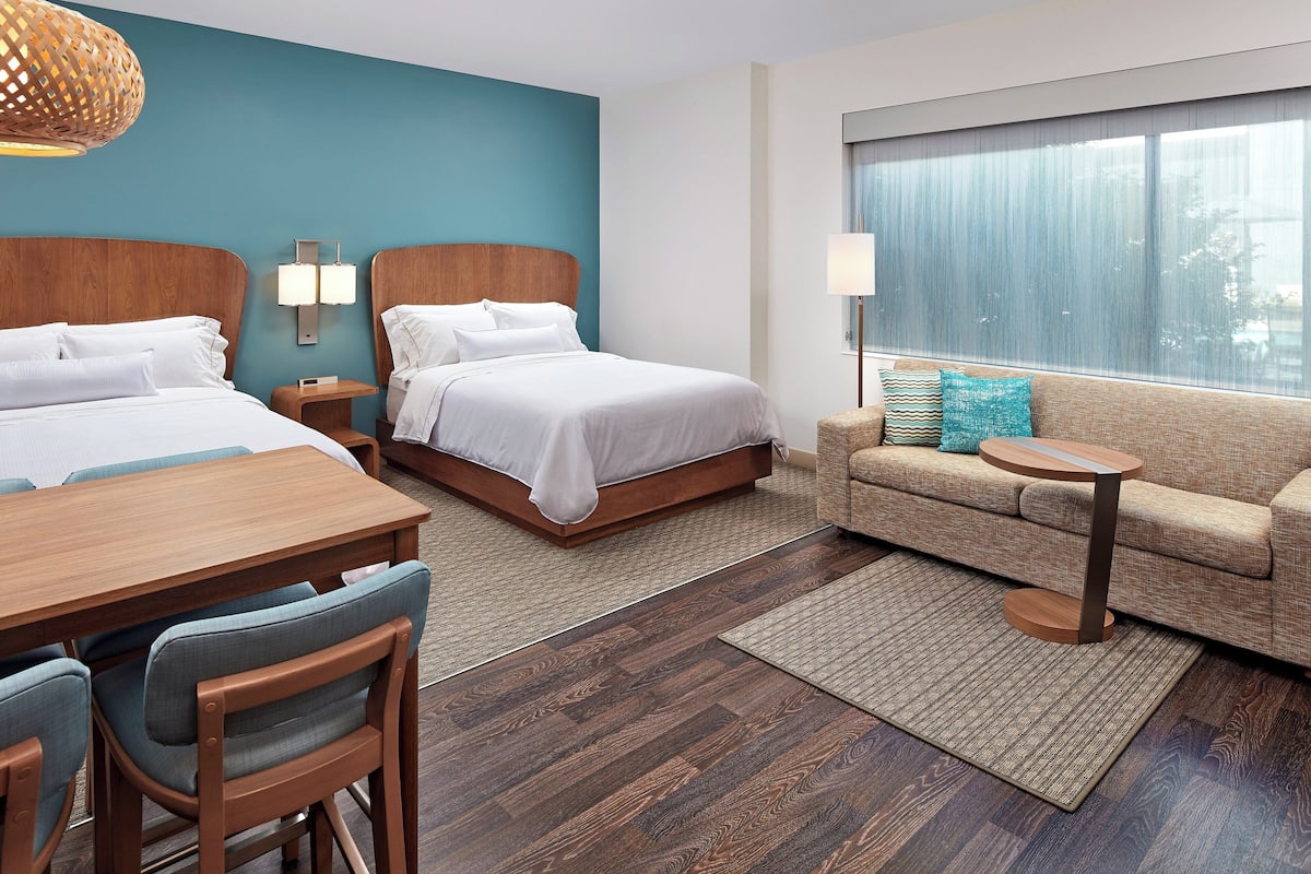 In-room safe, desk, laptop workspace, soundproofing