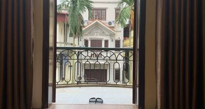 Amplio lugar con vista al balcón cerca de Westlake