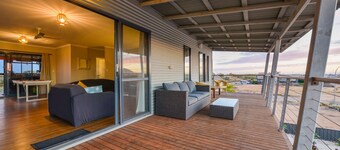 27 Osprey Way - Situated a stones throw from the beach