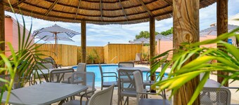 Osprey Holiday Village Unit 112 - Vågn op til udsigt fra loftet i din 4 plakat seng