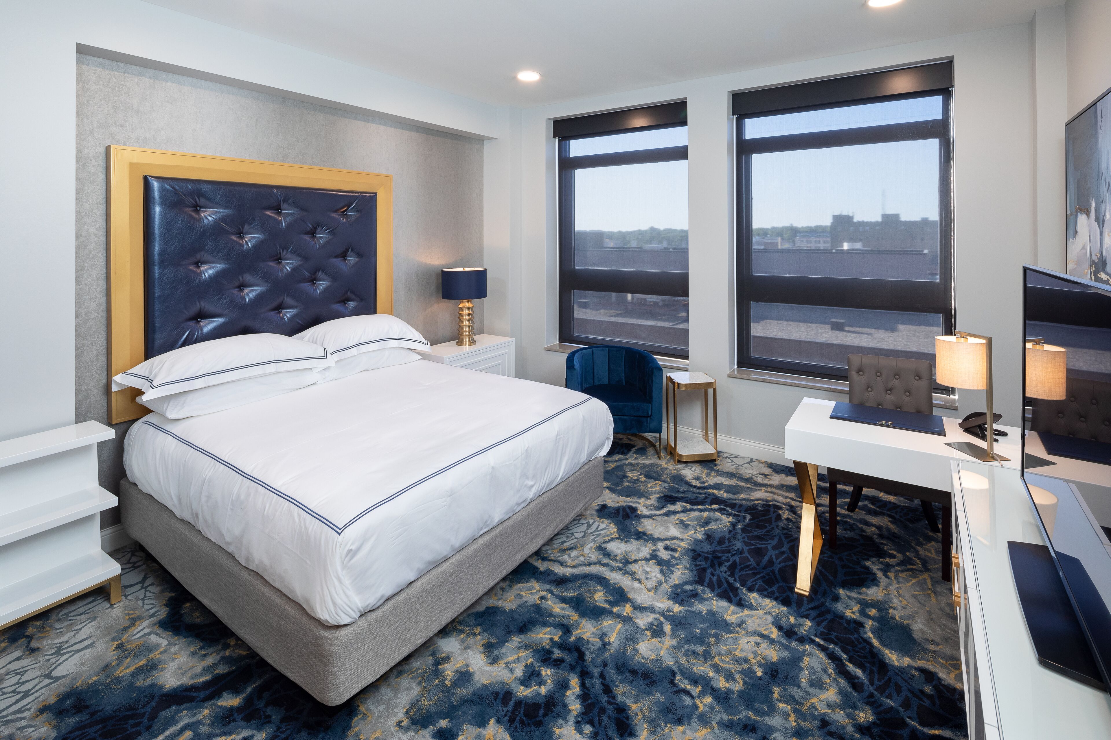 standard room, 1 king bed, city view (regal king) | 1 bedroom, premium bedding, pillow-top beds, blackout curtains