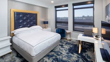 Standard Room, 1 King Bed, City View (Regal King) | 1 bedroom, premium bedding, pillowtop beds, individually decorated