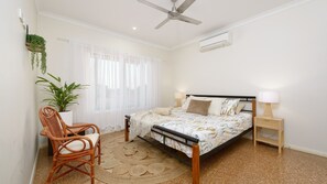 4 dormitorios, escritorio, wifi