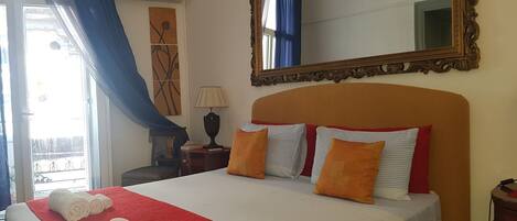 3 chambres, fer et planche à repasser, accès Internet, draps fournis