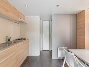 Fridge, microwave, cookware/dishes/utensils