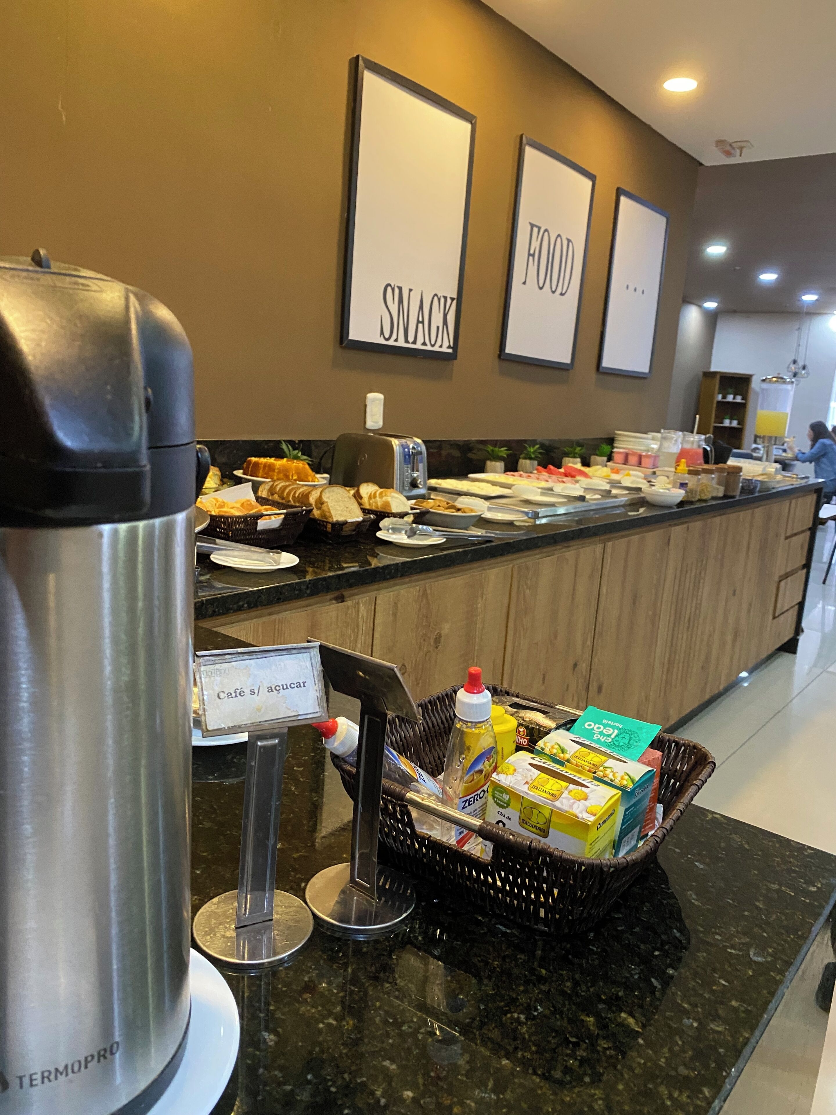 Coffee shop