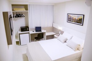 Standard Double Room, 1 Queen Bed, Accessible | Minibar, in-room safe, desk, soundproofing