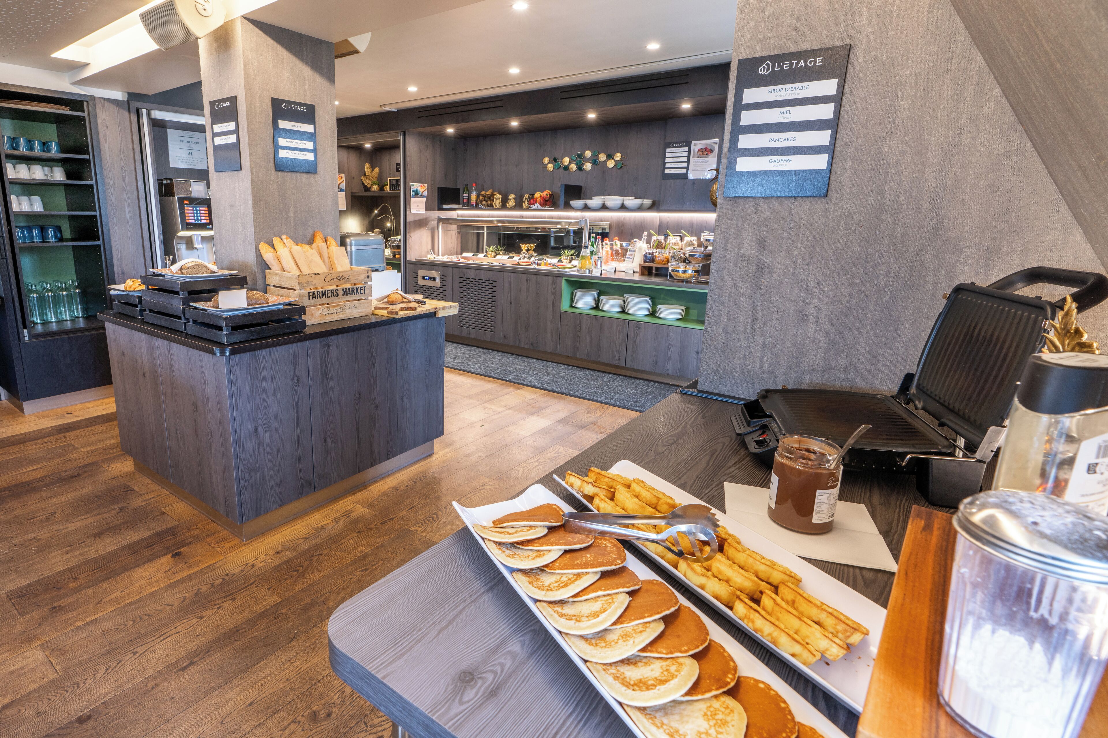 daily buffet breakfast (eur 21 per person)