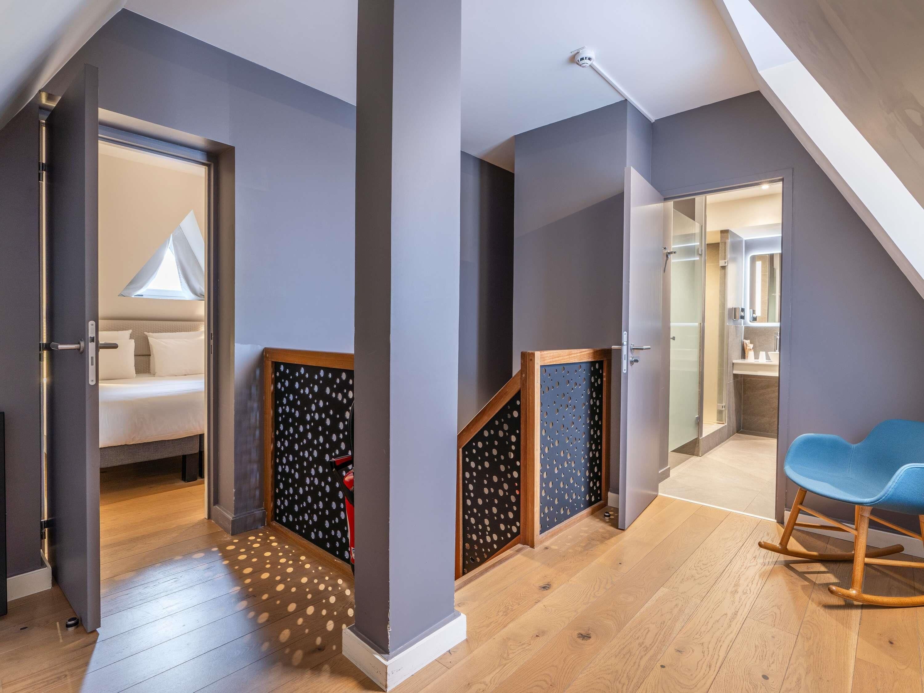 Suite, 1 Doppelbett und Schlafsofa (Duplex) | Allergikerbettwaren, Minibar, Schreibtisch