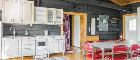 Réfrigérateur, micro-ondes, lave-vaisselle