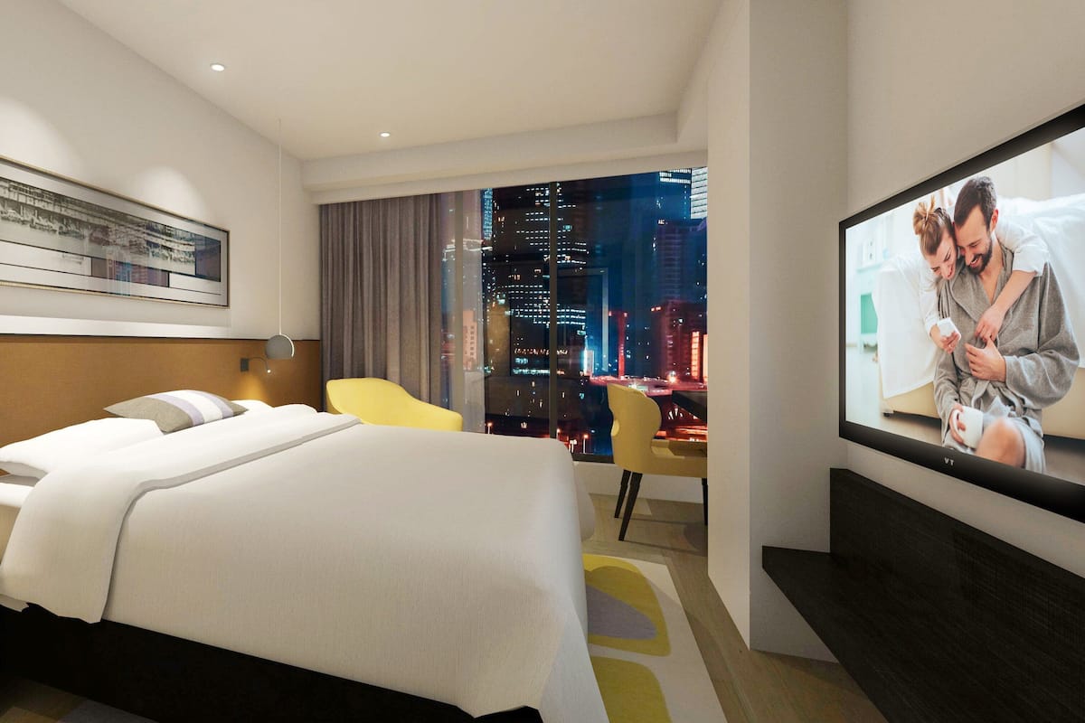 1 bedroom, in-room safe, desk, blackout curtains