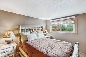 2 chambres, fer et planche à repasser, accès Internet, draps fournis