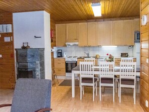 Fridge, microwave, dishwasher, highchair - Rinnepelto lomamökit by Interhome (Nilsiä)