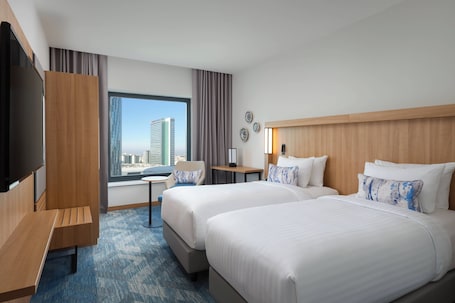 In-room safe, desk, iron/ironing board, free cribs/infant beds. Courtyard by Marriott Bucharest Floreasca