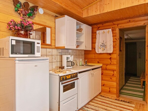 Réfrigérateur, micro-ondes, lave-vaisselle