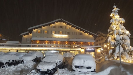 ์๋ฐ ์์ค ์ ๋ฉด - ์ ๋
/๋ฐค