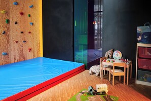 Aire de jeux - intérieure