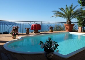 Piscina all'aperto