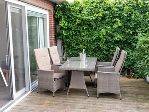 Buiten dineren