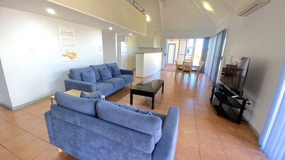 Osprey Holiday Village Unit 118 - Villa with a Pool in the Complex