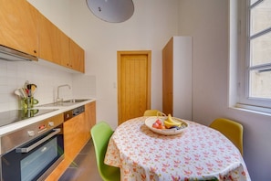 Fridge, dishwasher, toaster, highchair