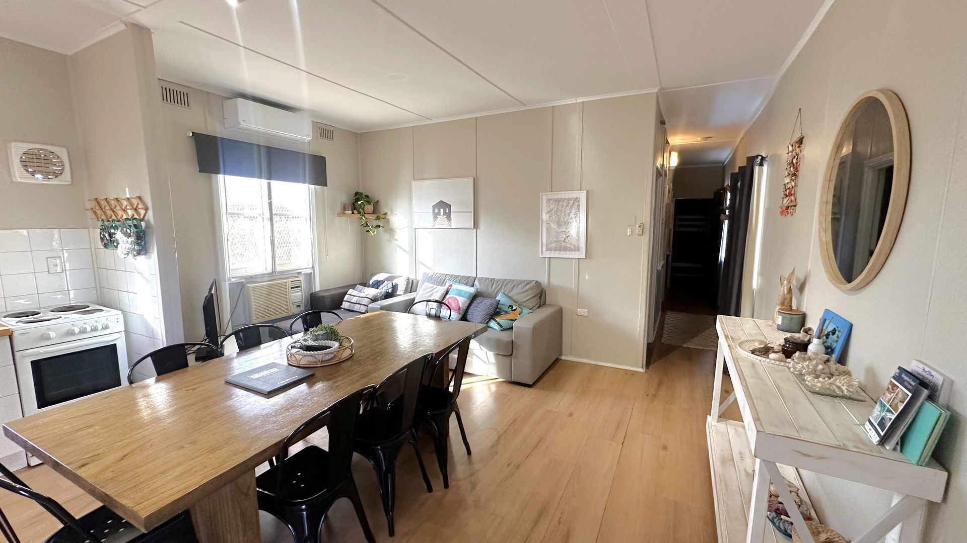 المنشأة من الداخل