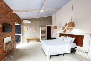 尊荣小屋 | 迷你吧、熨斗/熨板、床单