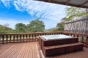 Mirante Luxo | Jetted bathtub - Ranchos 30 Hotel Fazenda (Hidrolandia)