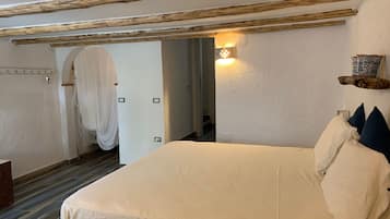 2 habitaciones, cuna de viaje, wifi gratis y ropa de cama