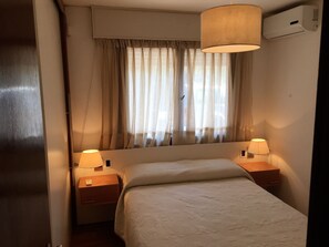 5 bedrooms, free internet - OASIS de 5 dorm. a pasos de Playa Mansa (Punta del Este)