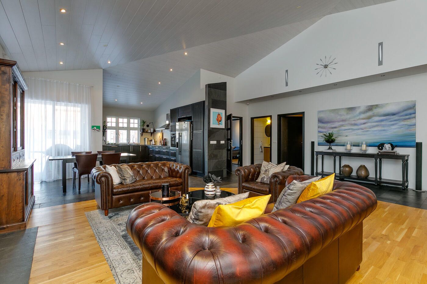 スマートテレビ、DVD プレーヤー、書庫