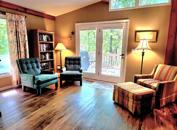 TV, table football, ping pong