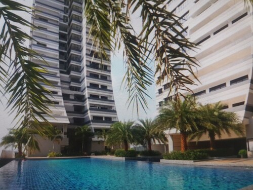 LUXURIOUS HOMELY EXQUISITE NEW FREE-WIFI LEGOLAND MERIDIN@MEDINI, HIGH UNBLOCKED