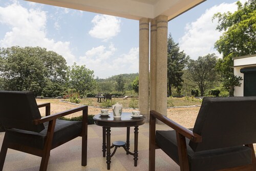 Hillview Plantation Bungalow