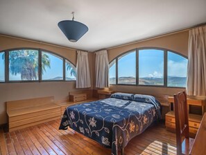7 bedrooms, WiFi