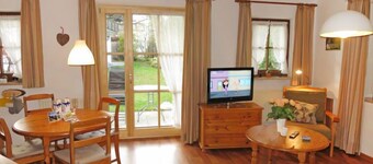 Wohnung 5 (Am Sonneneck) by Interhome