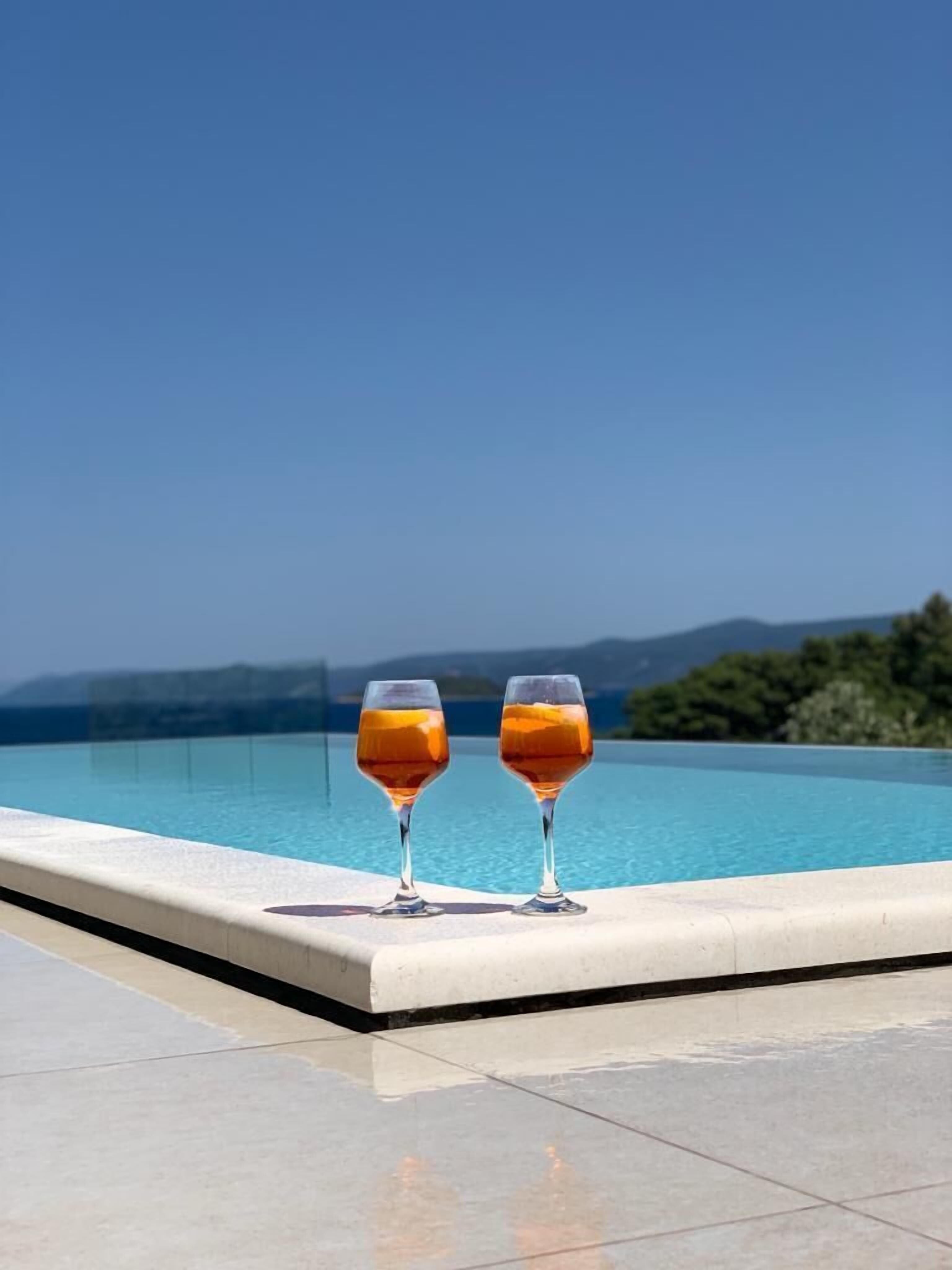 Piscine extérieure, piscine chauffée