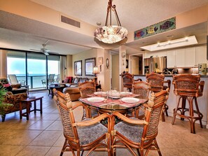 Dining - 440 West Condos 607-N 6th Floor 440 West Condo with Stunning Water View. (Clearwater Beach)
