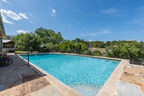 Outdoor pool - Waterfront Homes on Lake Travis (Spicewood)