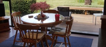 Lake front luxury at your door step