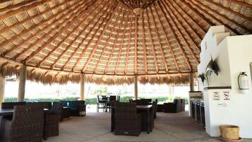 Kondominium, 2 kamar tidur | Teras/patio