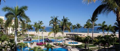 Condo, 3 Bedrooms | View from property