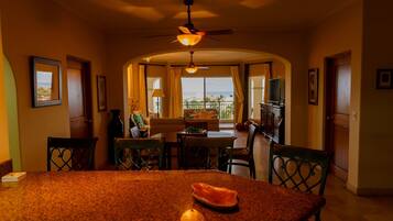 Condo, 3 Bedrooms | Private kitchen | Toaster, cookware/dishes/utensils