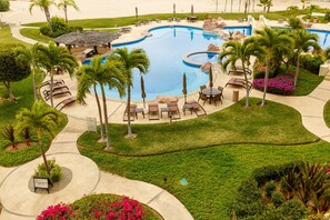 콘도, 침실 2개 | 야외 수영장