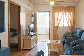 TV, DVD player