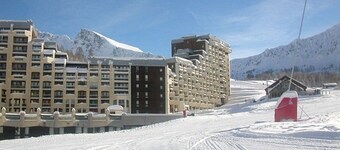 Beautiful comfortable apartment at the foot of the slopes with internet