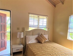 2 quartos, ferros/tábuas de passar roupa, Wi-Fi, roupa de cama